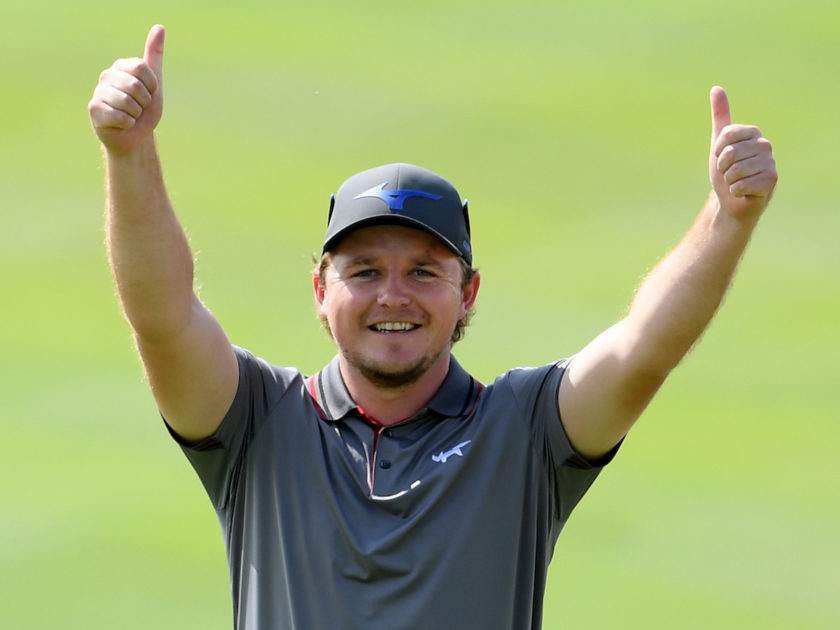 Eddie Pepperell interpreta il remake di Tin Cup