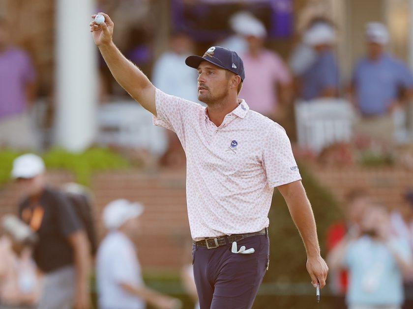 U.S. Open: DeChambeau dà spettacolo e guida la classifica