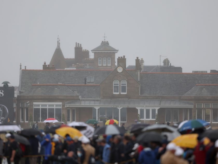 The Open: il meteo vince nel moving day